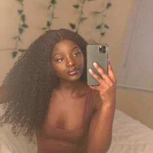 Meet your Posher, Deborah